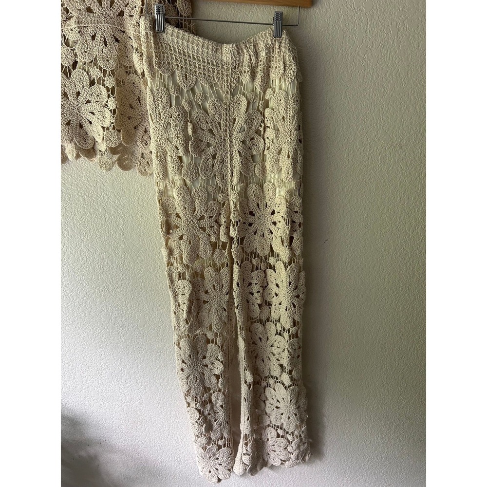 Santorini Sunset | LC Lizette Crochet Lace Resort Set - Picture 4 of 5